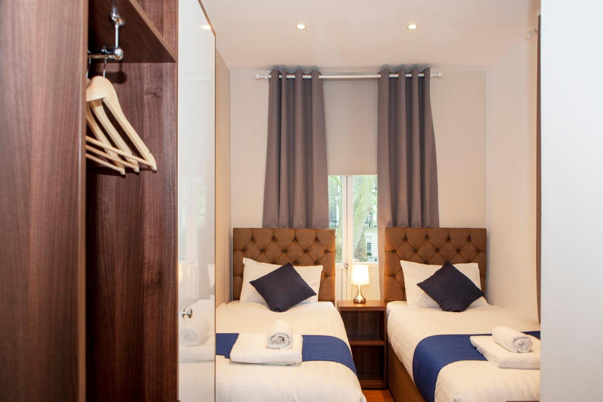 Putera Puteri Hotel Londra